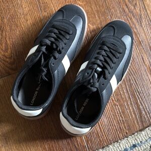 London Rebel Black and White Minimalist Sneakers